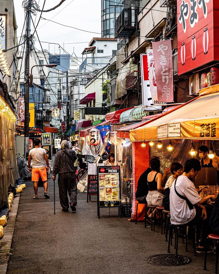 A Tokyo izakaya street at night