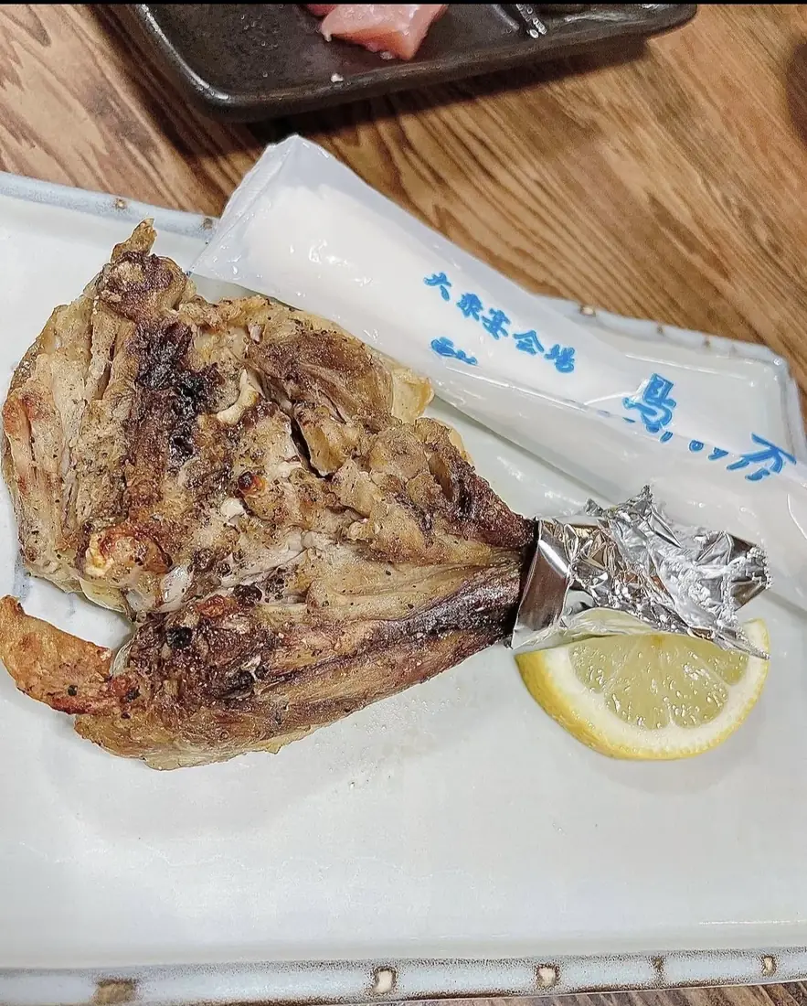 鳥万 本店:気取らない料理と酒。この組み合わせがいい。